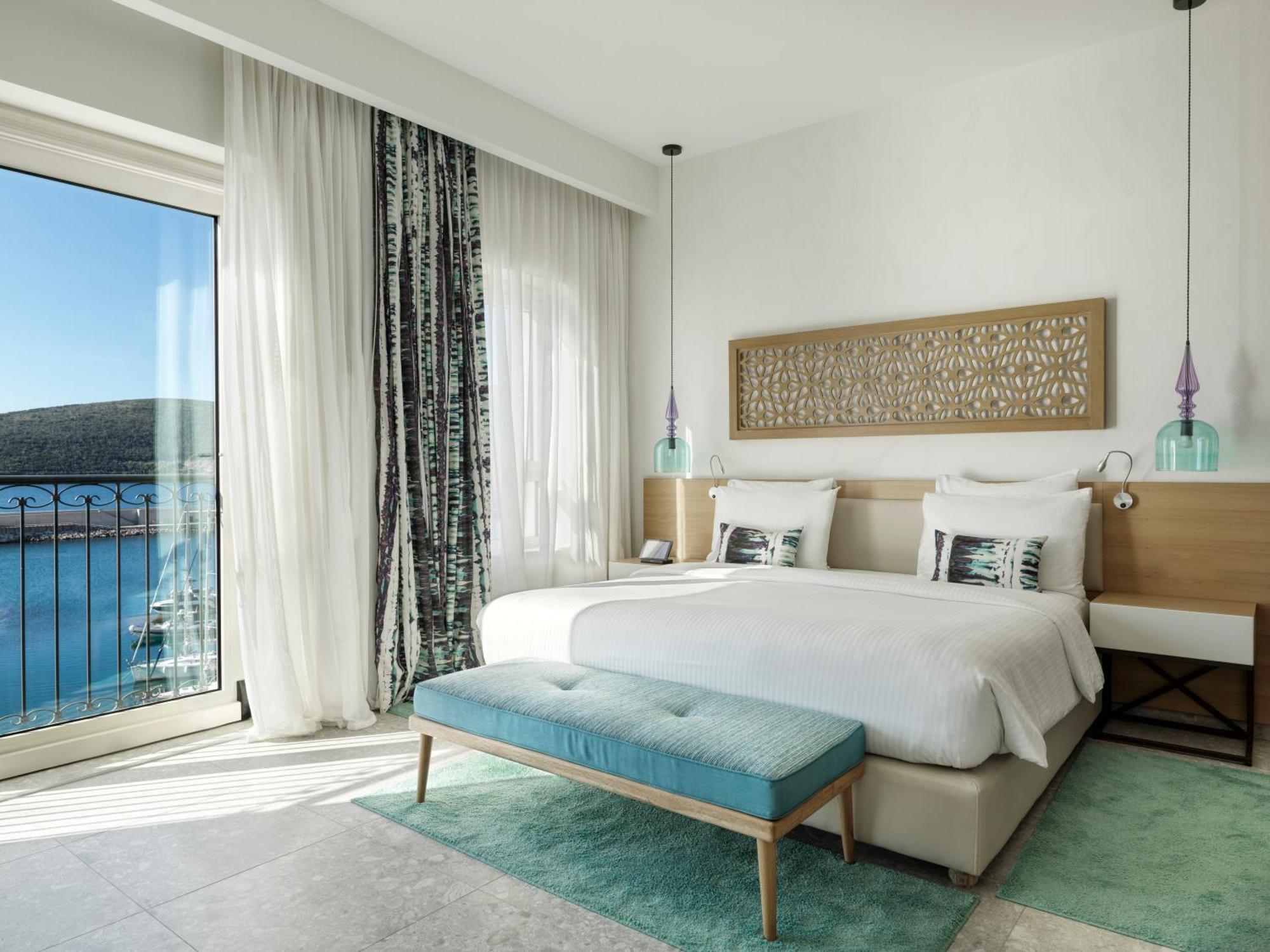 The Chedi Lustica Bay Hotel Tivat Exterior photo